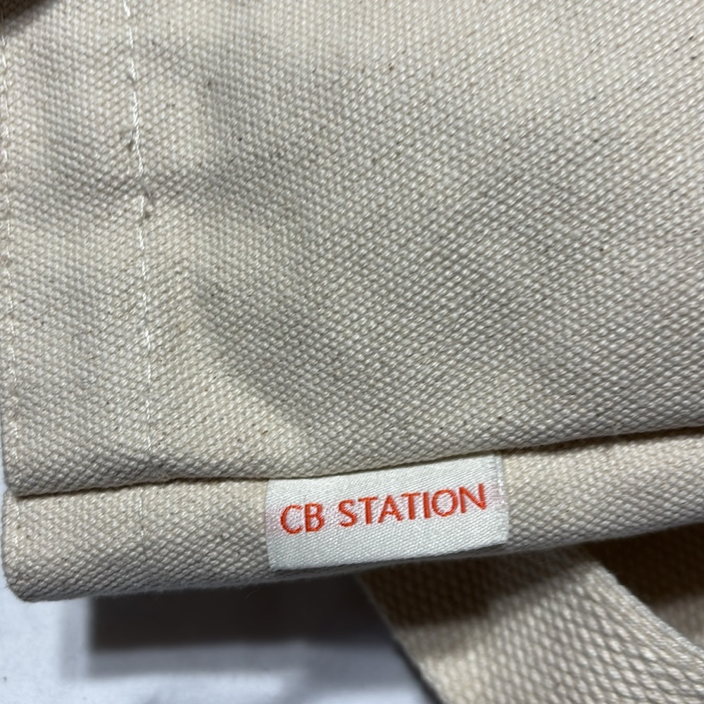 CB Station canvas adjustable tote. NWOT - Picture 8 of 8